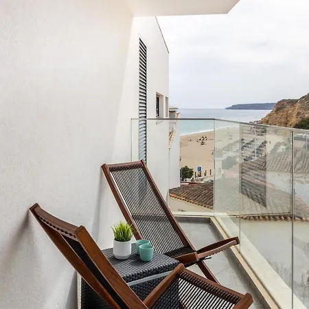 Frontline Seaview