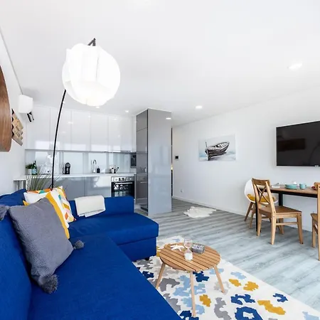 Frontline Seaview Appartement *